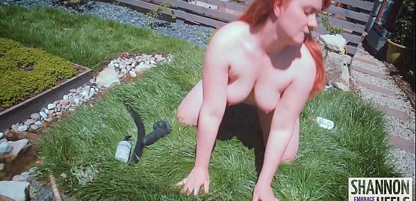  Giving the Neighbours a Show, Outdoor Squirt - Shannon Heels